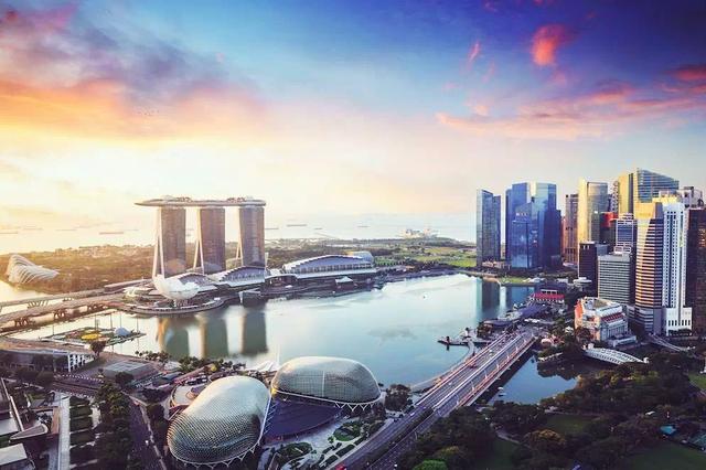 新加坡惨遭史上最严重经济萎缩13.2%，将有十万人失业