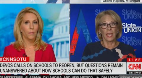 美国学校重开后师生是否安全？美教育部长闪烁其辞不敢回答