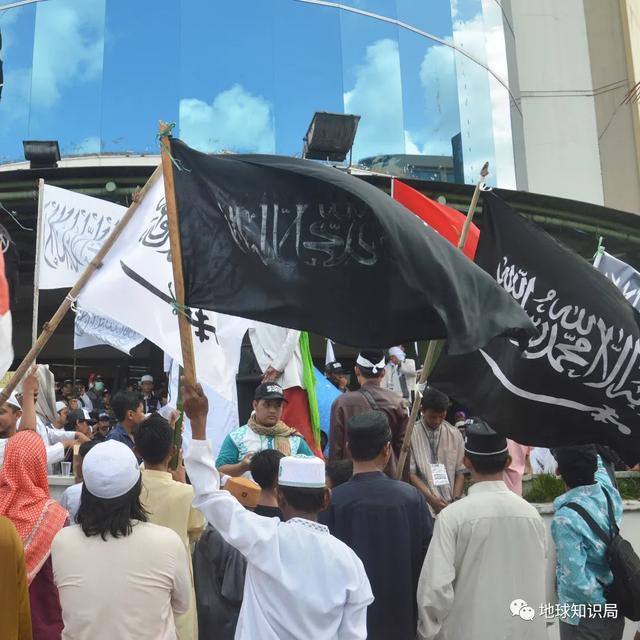 印尼，伊斯兰激进派的崛起 | 地球知识局