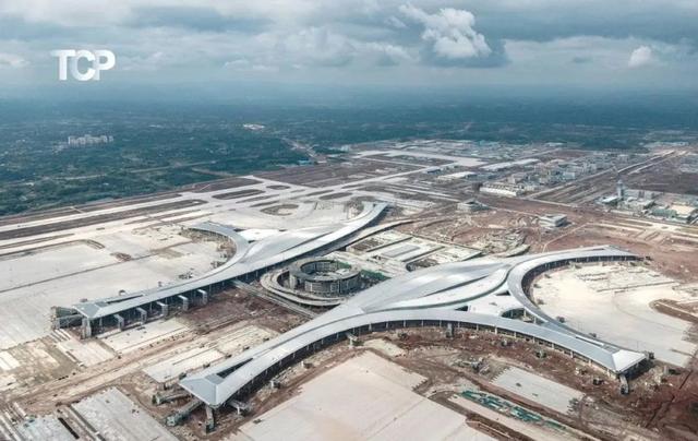 Daily丨新加坡解除中國大陸訪客入境限制，川航“安逸飛”雙十一返場