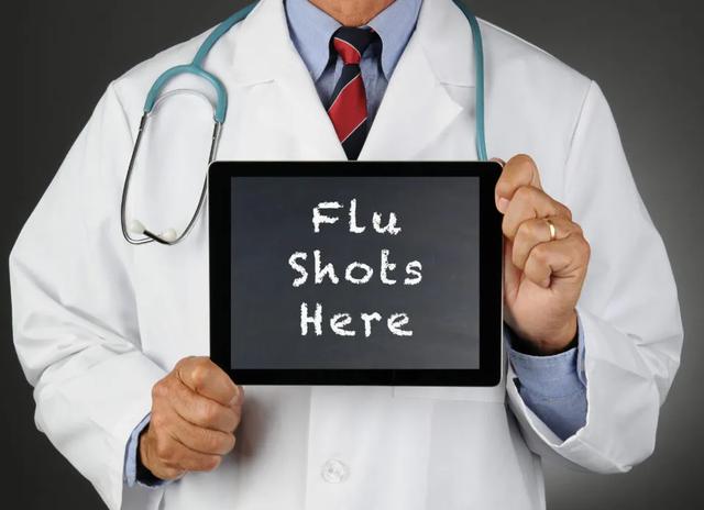 流感新冠双感染毒性强万倍！新加坡卫生部：流感疫苗赶紧打