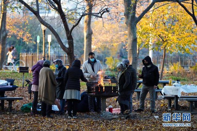 美国日增新冠确诊病例连续6天超10万例