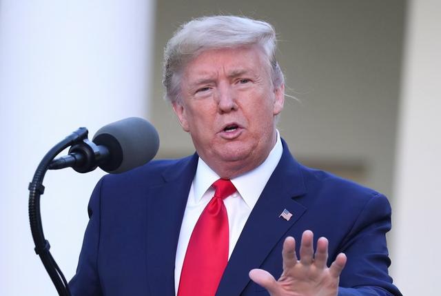 大选违宪，特朗普一夜白头，支持者持枪上街，美国再入乱局