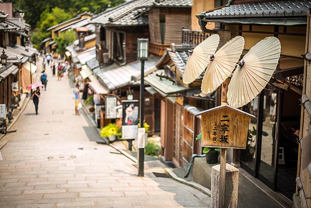 日本：矛盾的民族，被束缚的大国梦