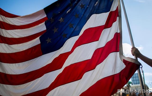 2020年美国处于疯狂与理智的边缘