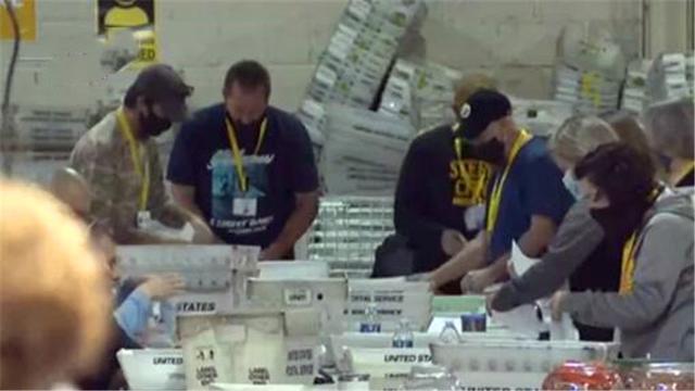 美国正站在内战边缘？总统选举之后 美国社会撕裂严重