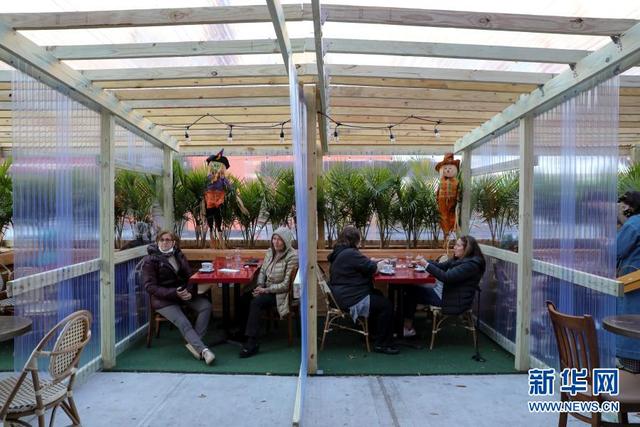 美国日增新冠确诊病例连续6天超10万例