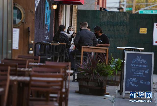 美国日增新冠确诊病例连续6天超10万例
