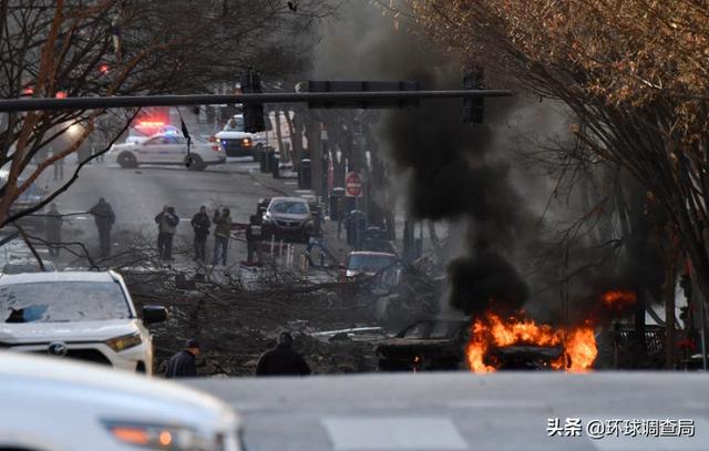 特朗普还在过圣诞节,美国却传来了3个坏消息!拜登或有压力了