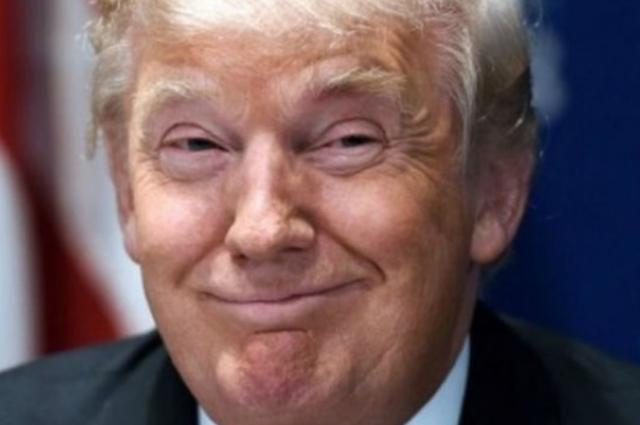 美国疫情太惨!感染破1900万!特朗普被迫服软,做出个大动作