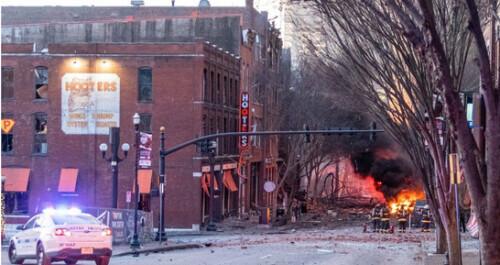 美国发生惨烈爆炸,这也能笑出来?