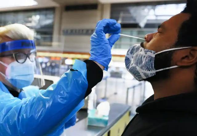 美国疫情太惨!高额医药费致医疗服务缩水,到春季死亡或达50万