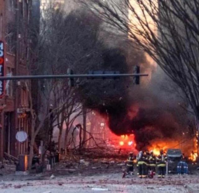 一波未平一波又起!大爆炸事件之后,美国纽约帝国大厦也拉响警报