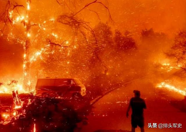 美国南加州美军基地爆发火灾