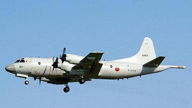中俄6架轰炸机巡航之际，日本军机逼近俄本土，苏30战机紧急升空
