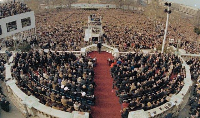 美国《国会山》:白宫可能面临关门局面