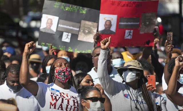 特朗普拒不承认失败,支持者蠢蠢欲动,美国是否已到内战边缘