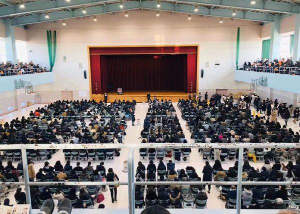 今年的日本考生特别难，华人家长这样做……