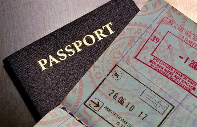 排名世界第二也沒用，2020 年新加坡護照更新量大減半