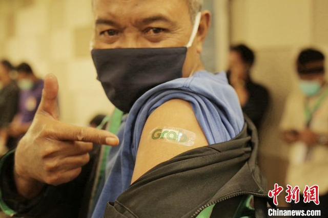 印尼巴厘岛旅游业者接种中国疫苗(图)