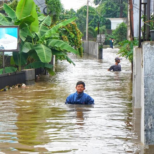 印尼爪哇为何发洪水？| 地球知识局
