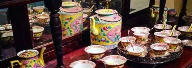 新版《小娘惹》冲上热搜，什么是娘惹你了解吗