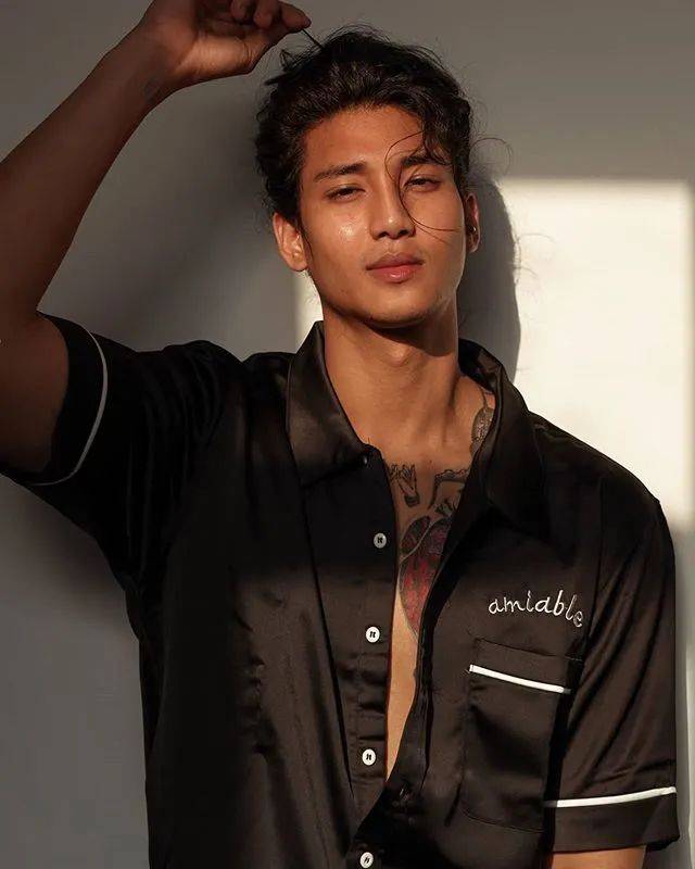 刷屏!史上最帅和尚火了!他到底是谁?新加坡10个最帅的男人表示不服