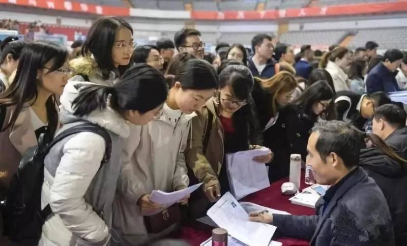 狮城求职！打破大学生就业难现状，新加坡求职，经验积蓄双丰收