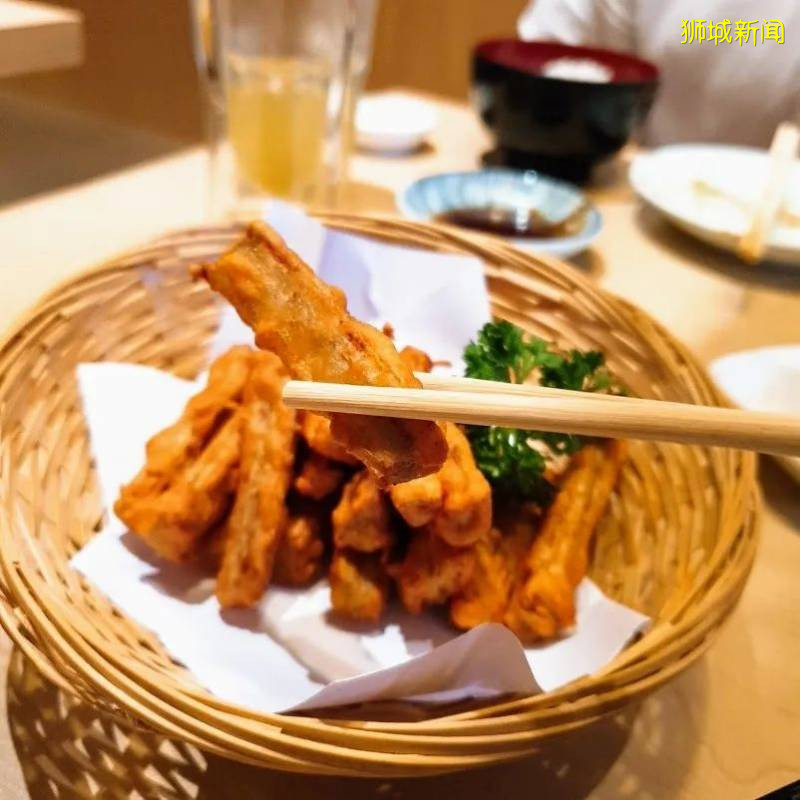 吃了会飞的日本和牛居然躲在新加坡的日本红灯区