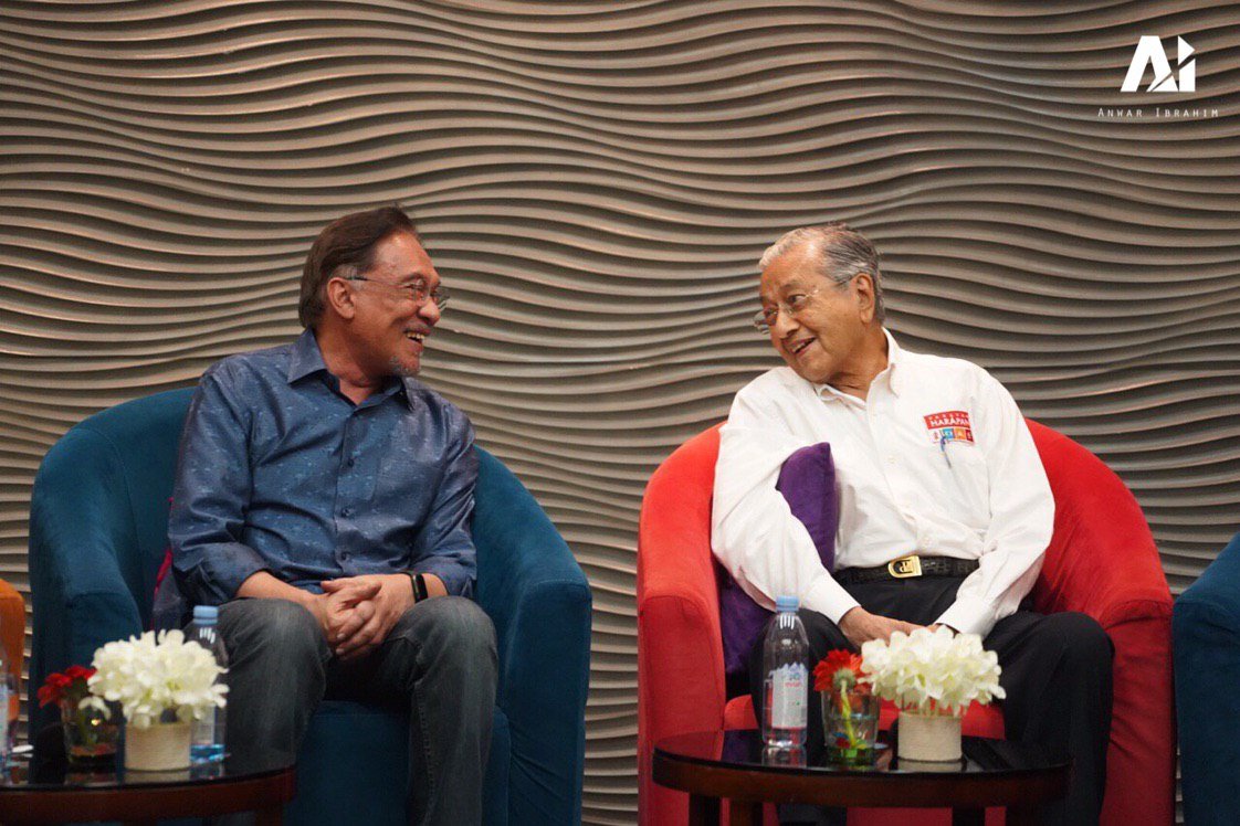 20191003 anwar mahathir.jpg