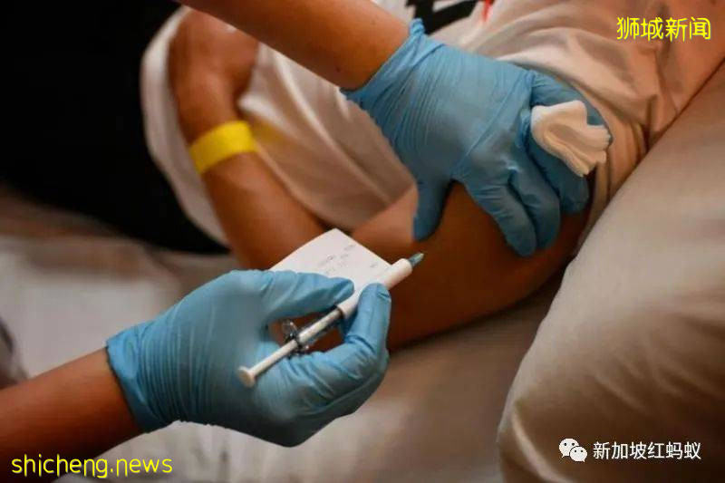 第二波疫情的风险仍在　新加坡研发的疫苗来得及抢先吗