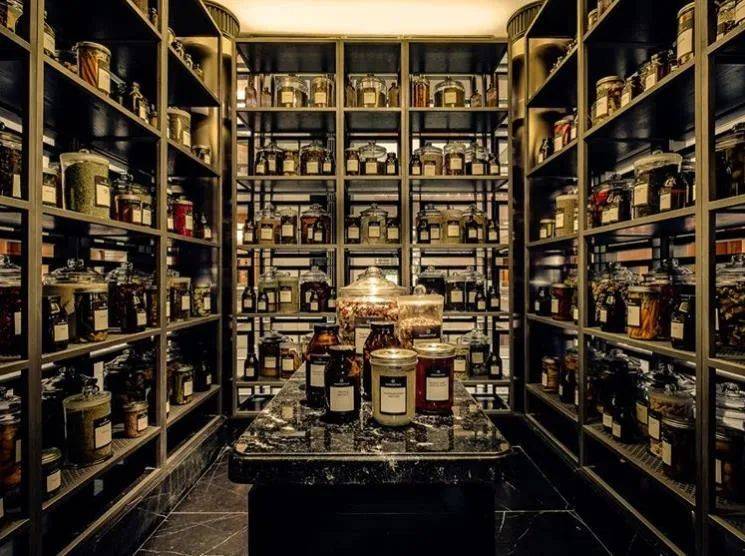 “世界酒吧地图”第三站：连续两年蝉联亚洲最佳酒吧的新加坡Manhattan