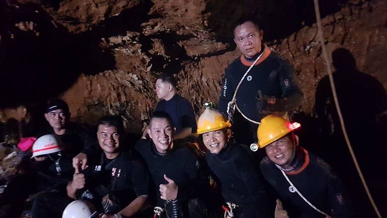 singaporean-diver-thai-cave-operation.jpg