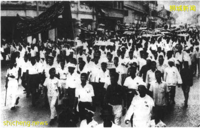 李光耀含泪宣布独立,新加坡与马来西亚间一段不得不提的爱恨情仇