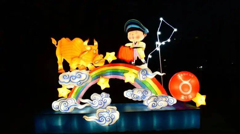 28组彩灯照亮裕廊湖花园！去新加坡世界名胜走走，期许疫情“明天会更好”