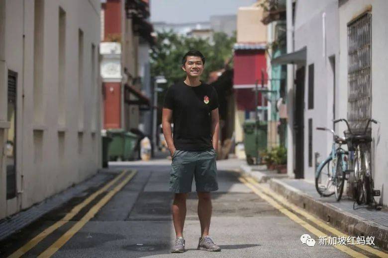 新加坡人力部打温情牌，佳节与义工团体携客工游车河一解思乡情