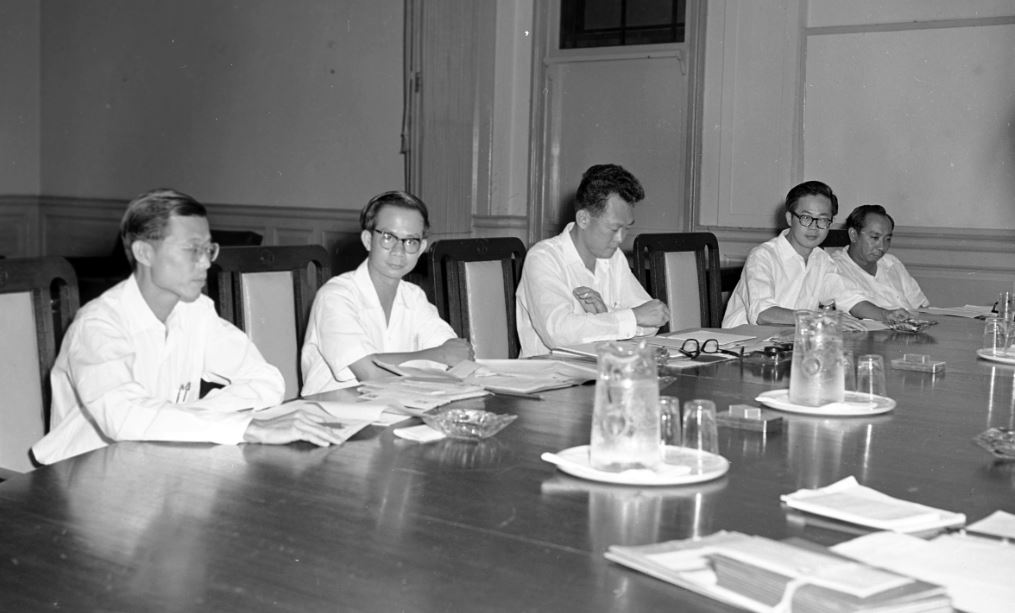1959年担任过新加坡市长的王永元对李光耀的挑战几近成功
