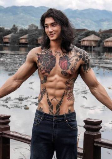 刷屏!史上最帅和尚火了!他到底是谁?新加坡10个最帅的男人表示不服