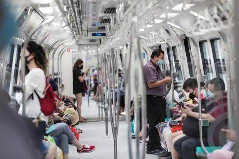 再次封城！德国、法国刚刚宣布！英国意大利一团乱！新加坡又危险了？