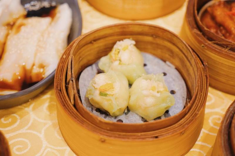 隐藏在HDB的超正宗广式点心店!传统手推车上菜,人均30新点心自助吃到撑