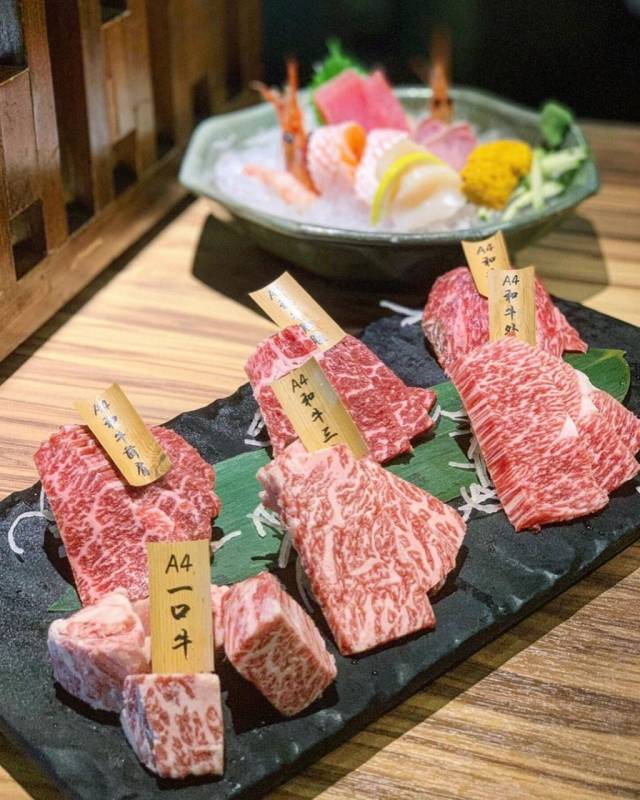 顶级A5和牛吃到饱！香港知名连锁店Syohachi Yakiniku，开入新加坡！🆓 新店促销4人用餐1人免费 + 午餐自助S$22.50++