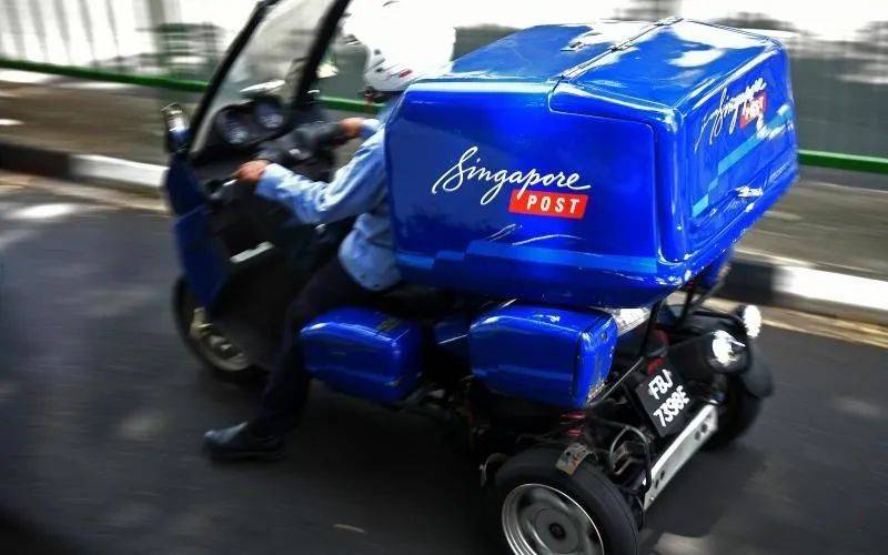 受疫情影响，新加坡飞往英国的航班暂停，新加坡邮政暂停所有寄往英国的航空邮件