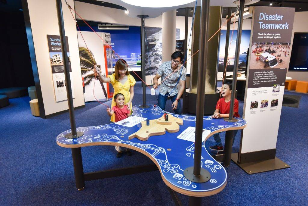 增广见闻去👣科学馆Earth Live地球展览🌍悬空漂浮地球、AR沙箱投影,展出亮点逐个看✨