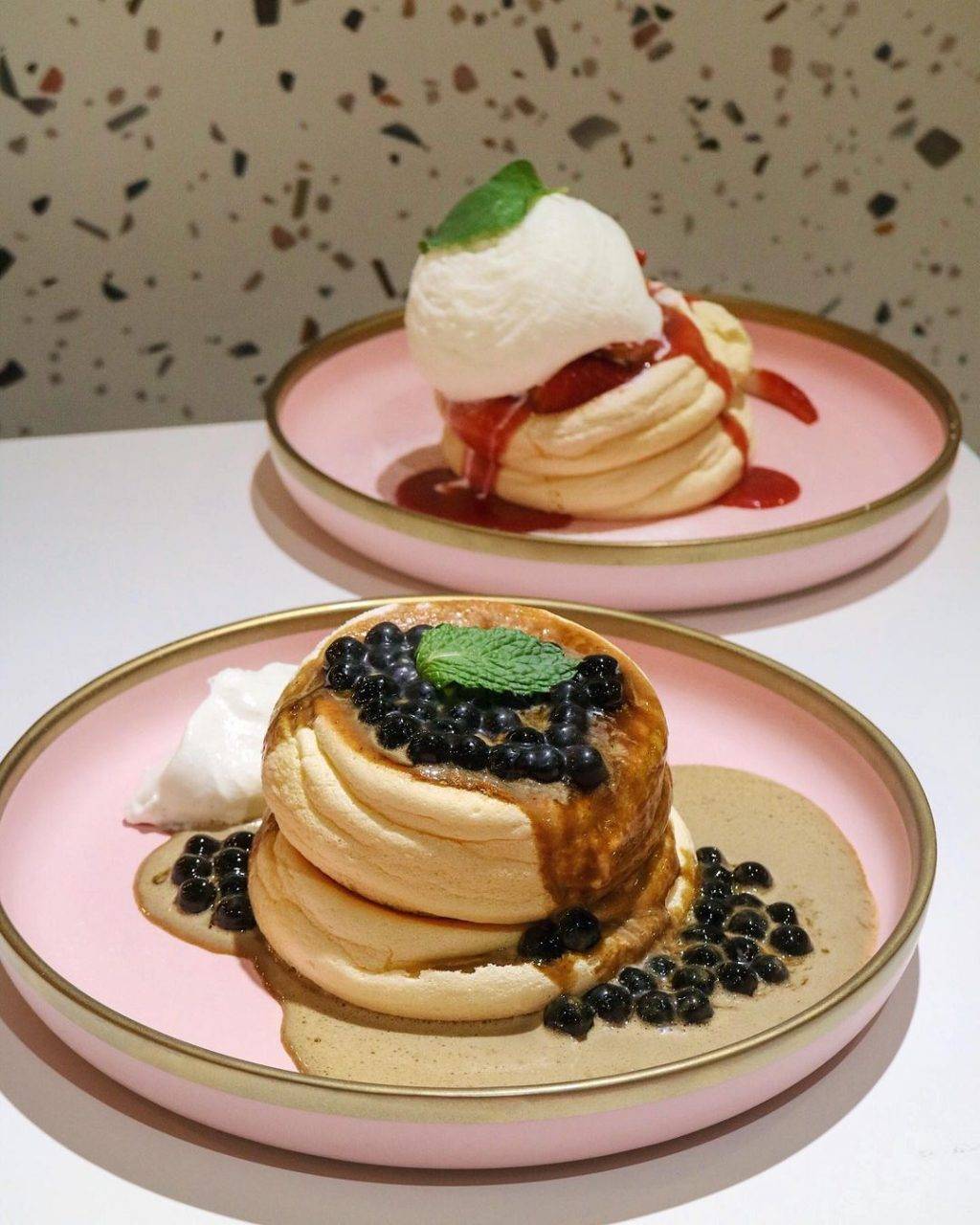 Fluff Stack第3间分店落在Westgate🎉轻盈如云朵、配料超大方✨新店2月份开张