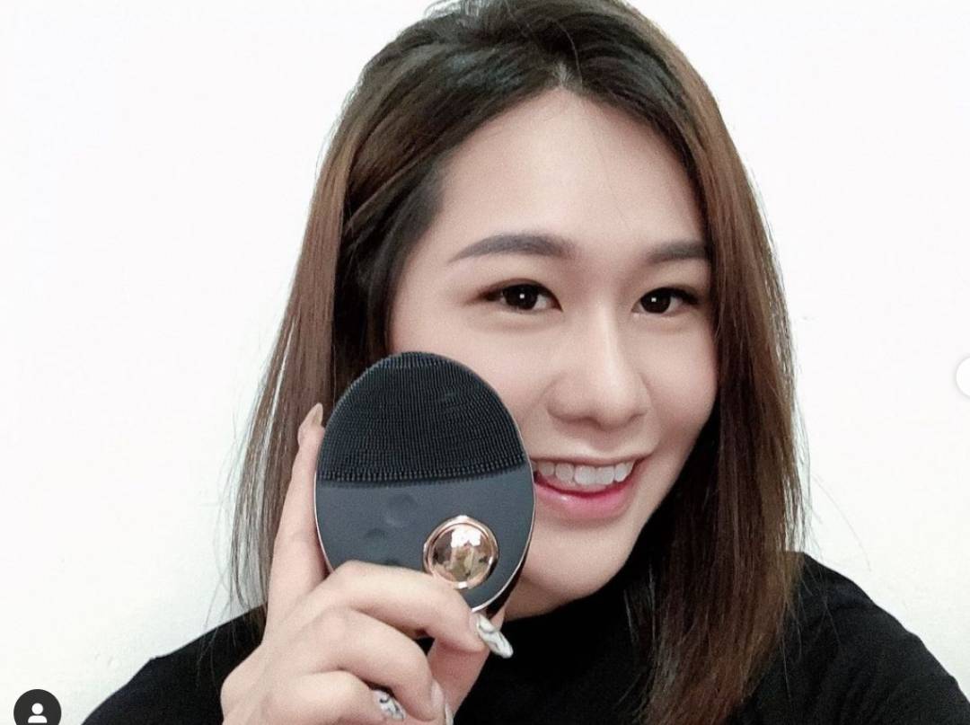 新加坡"最美"女网红风光出狱了!她过得怎么样