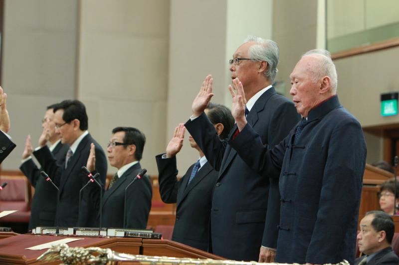 20200326-LKY sworn in.jpg