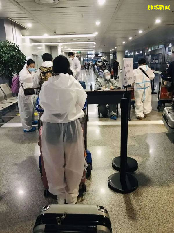 前天从新加坡飞成都全程经历（而且非常仔细）