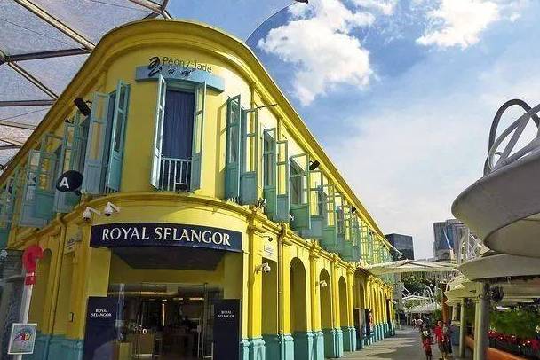 生活在新加坡， “安定又富足” 才是标配