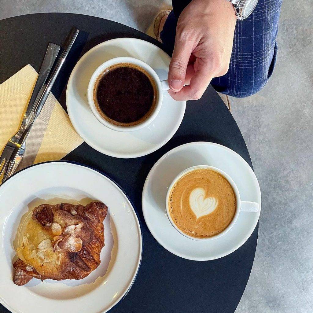 神秘魔幻黑暗大楼🏛内藏Alchemist咖啡馆☕低调奢华风格、手作咖啡面包，承包你的早午餐🖤