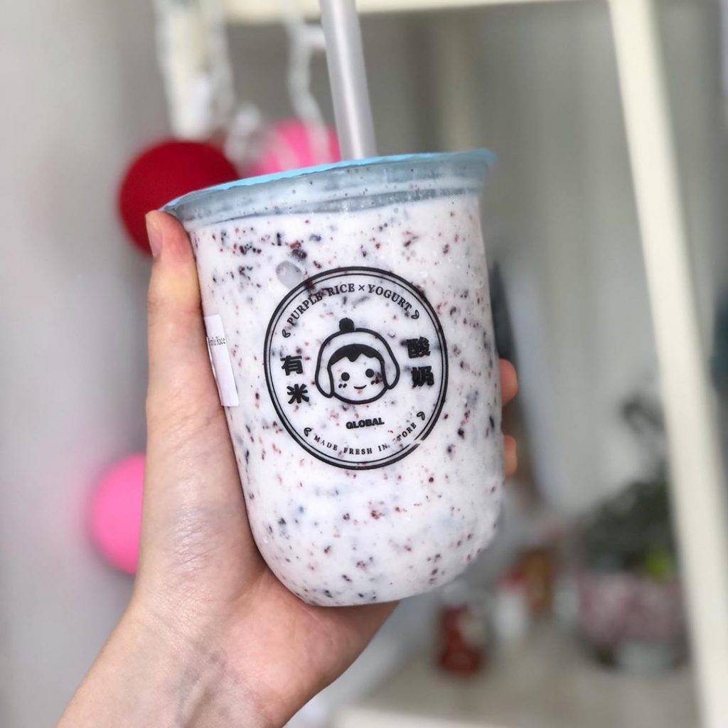 开到哪火到哪的低卡神仙饮料“有米酸奶”开到乌节路！本周末全店买一送一，赶紧冲鸭